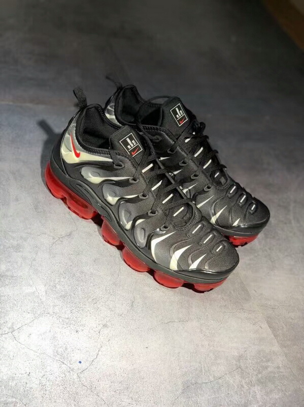 vapormax plus 2